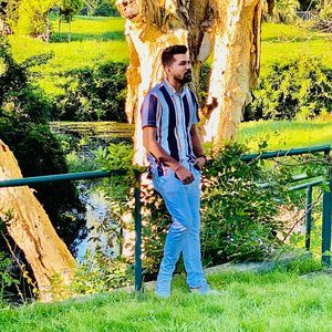 Meet your Posher, Hardeep